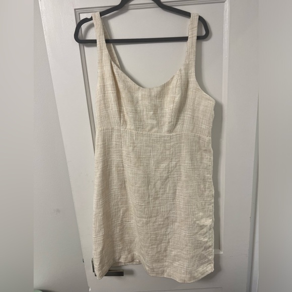 NWT Abercrombie Mini Dress (size XL Tall) - Picture 1 of 4